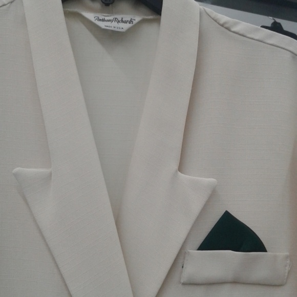 Dress - Picture 4 of 4